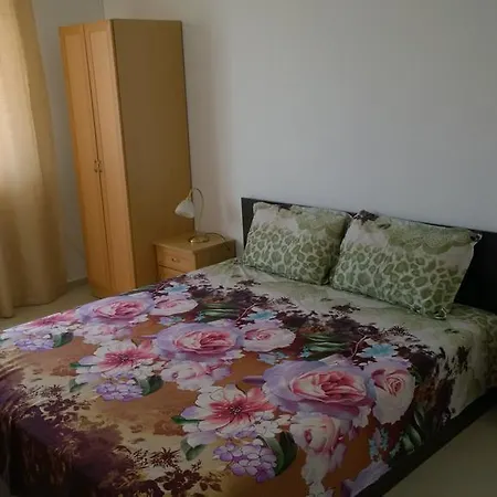 Guest house House Of Flowers